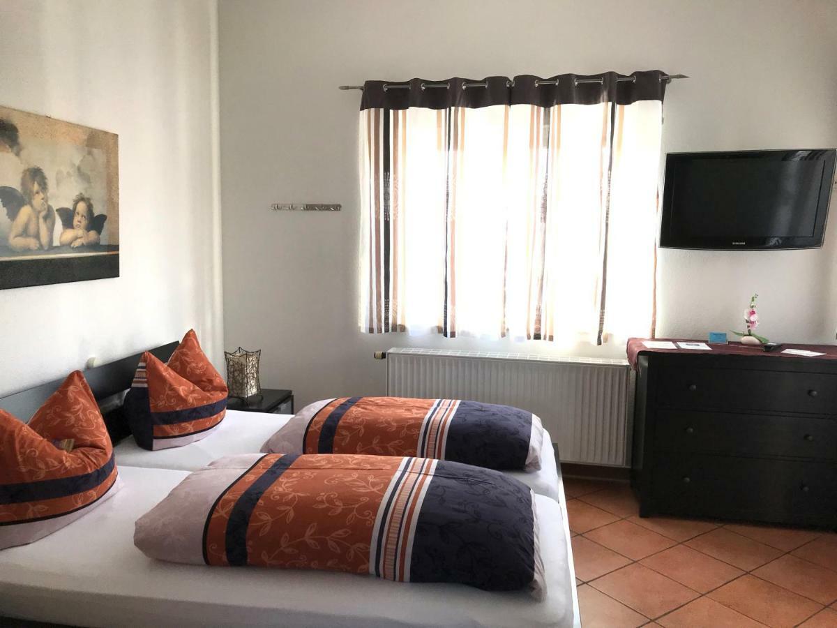 Gaestehaus Am Bach Rust Bagian luar foto